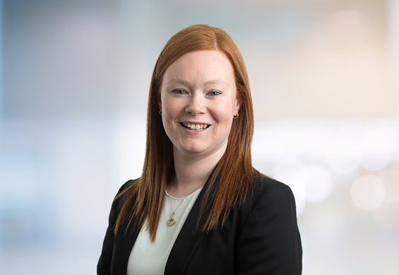 Katiehutchinson(2025)B08M(856X590)