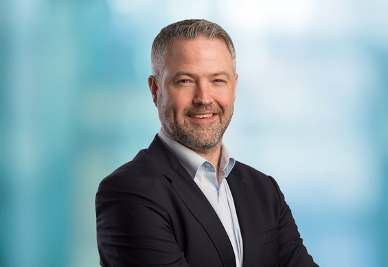 Jamesmackinnon(2025)B06M(856X590)